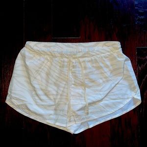 Women’s Large Old Navy dolphin hem running shorts.